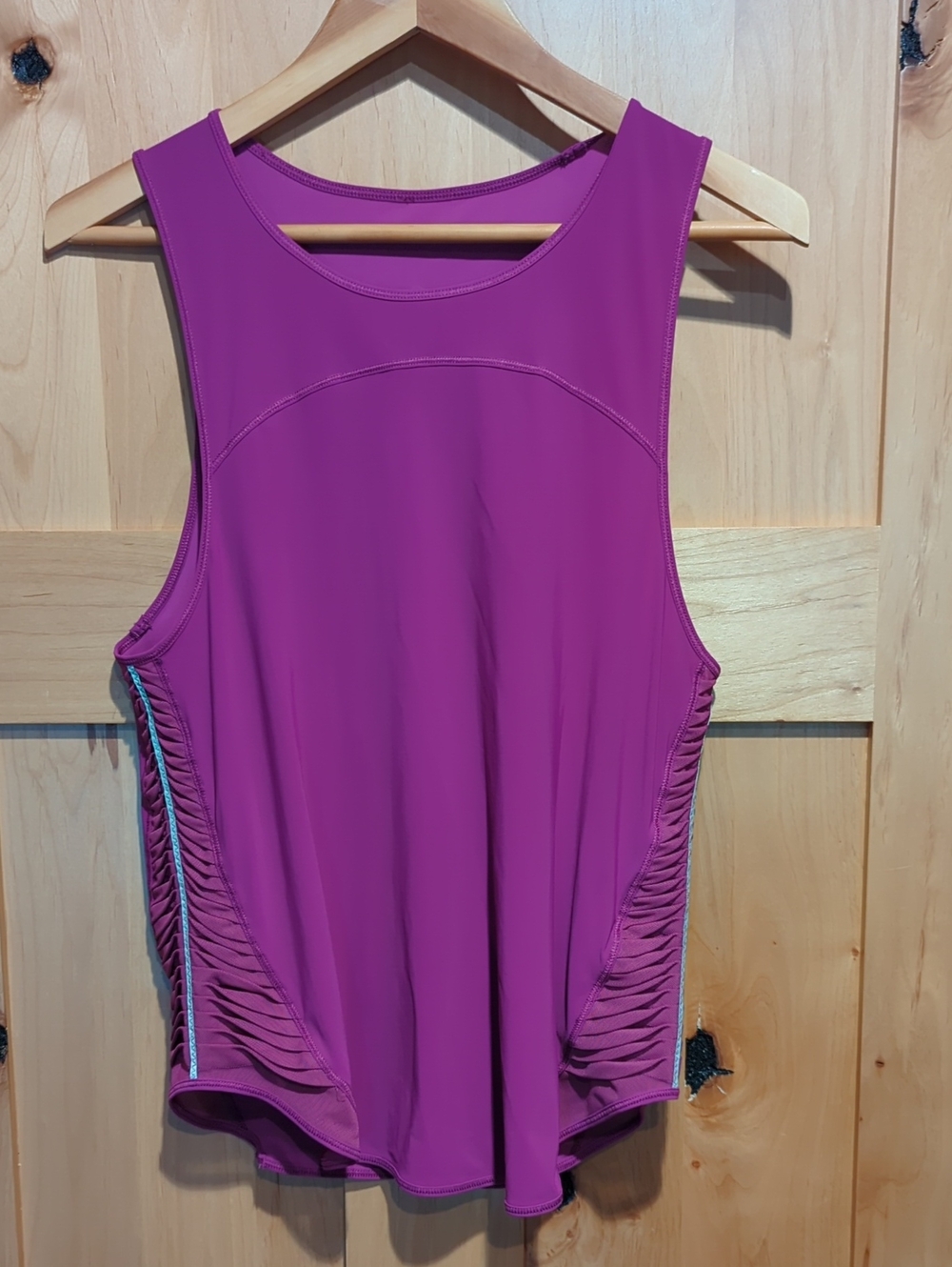 Lululemon Tank Top Mesh Ruched Sides Magenta Purple Sz 12/14 EUC